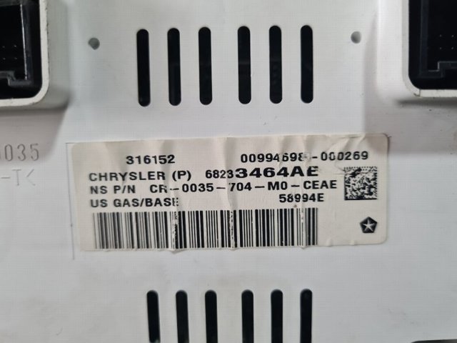 68233464AE CHRYSLER Приборная доска (щиток приборов) купить в Львов