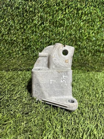 68252524AA CHRYSLER Кронштейн подушки (опоры) двигателя левой купить в Павлоград