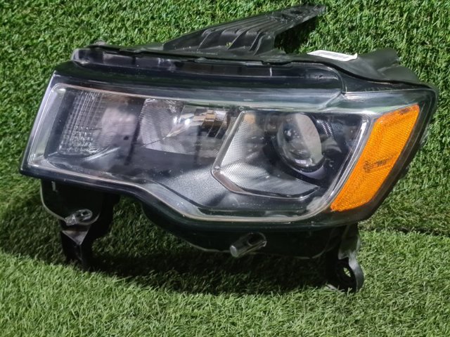 68289235AE CHRYSLER Левая фара купить в Тернополь