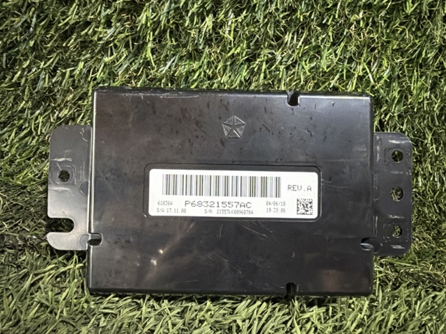 CHRYSLER 68321557AC в наличии Днепр