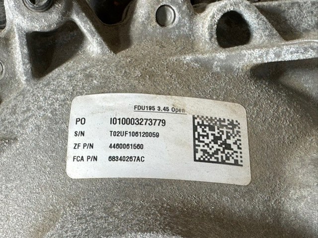CHRYSLER 68340267AC Передний редуктор в наличии Львов