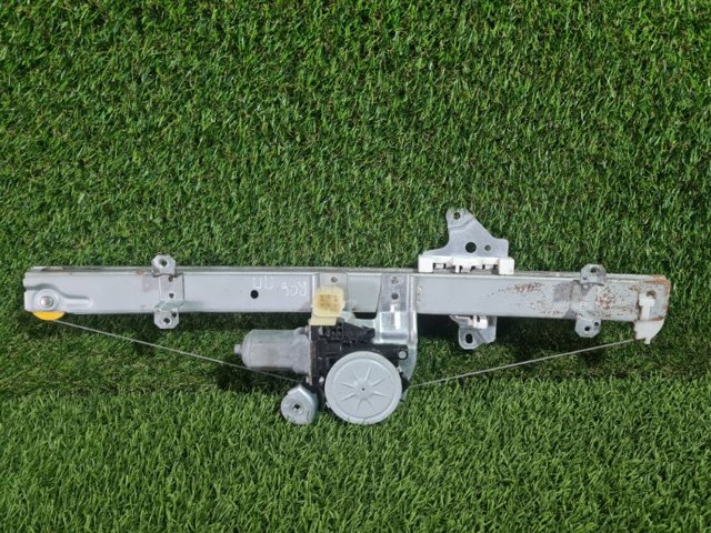 Мотор стеклоподъемника двери передней, правой 807314CA0A NISSAN