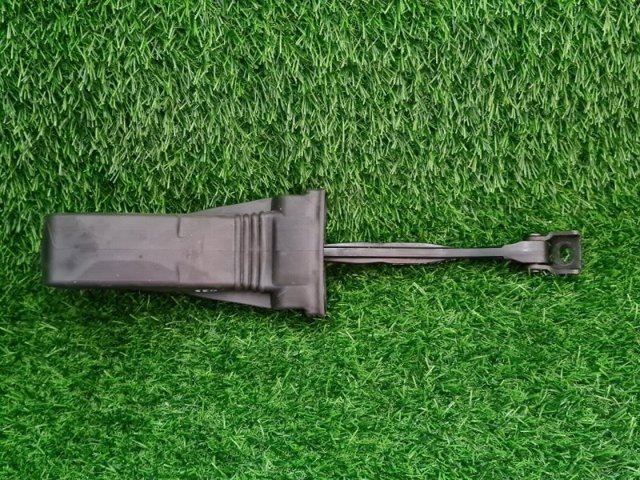 Ограничитель двери передний 80A837249 VAG