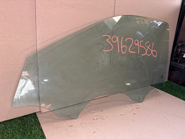 VAG 80A845201A Стекло двери передней левой в наличии Днепр