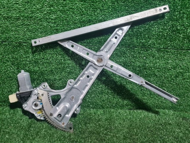 Мотор стеклоподъемника двери задней, левой 827314BA0A NISSAN