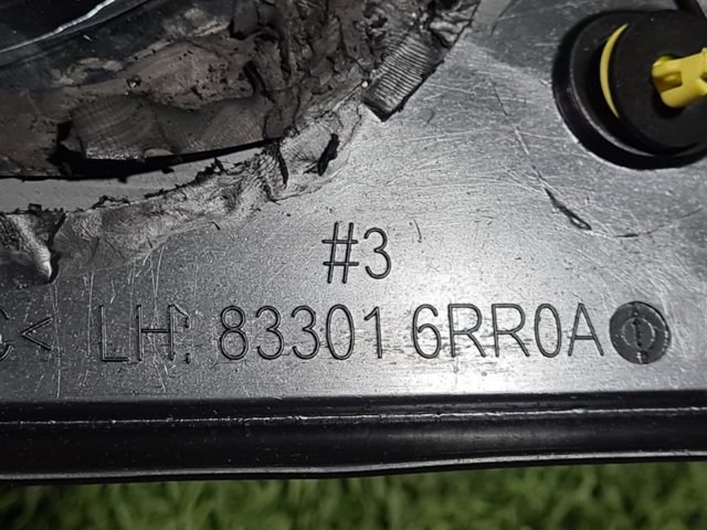 NISSAN 833016RR0A Стекло кузова (багажного отсека) левое в наличии Павлоград