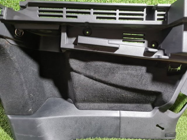 849506RR0B NISSAN Облицовка багажного отсека правая купить в Чернигов