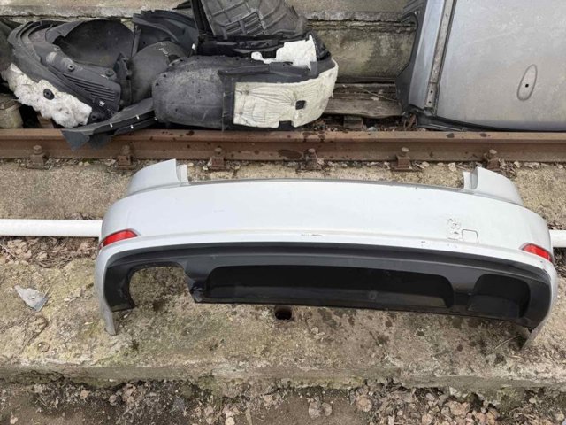 Бампер задний 8V5807067 VAG