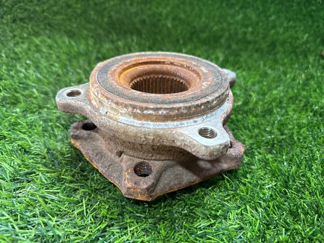 Ступица заднего колеса 8W0407607A VAG