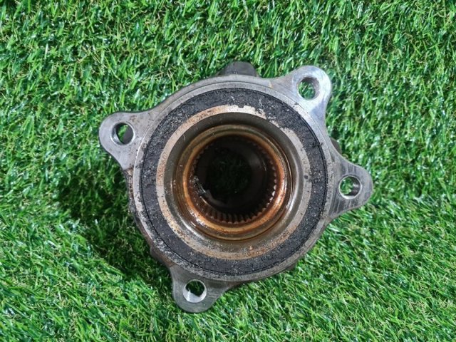 Ступичный подшипник передний 8W0407625P VAG