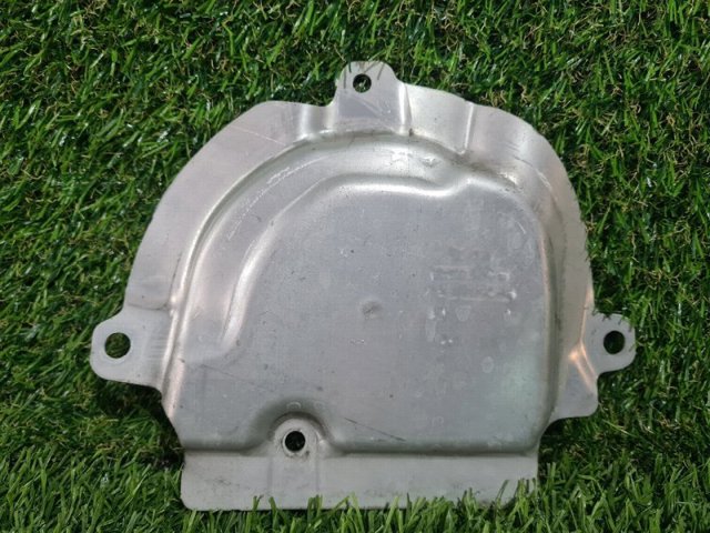 Лючок подкрылка переднего правого 8W0805584A VAG