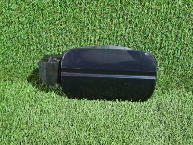 Заливная горловина бензобака 8W0809906 VAG