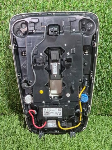 8W0947135AKBC5 VAG Плафон салона купить в Ужгород