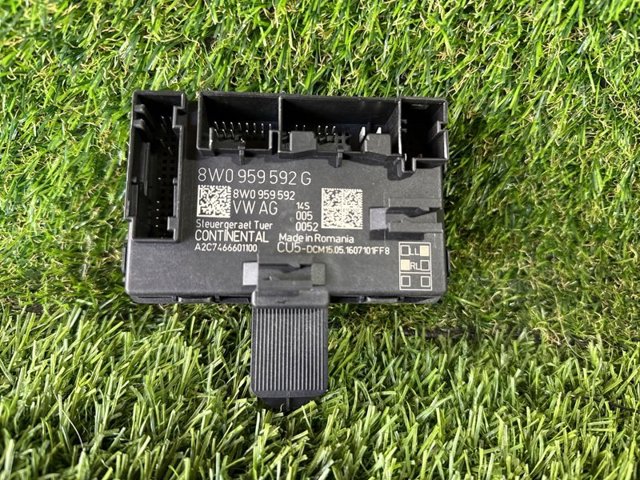 Блок комфорта передней двери 8W0959592G VAG