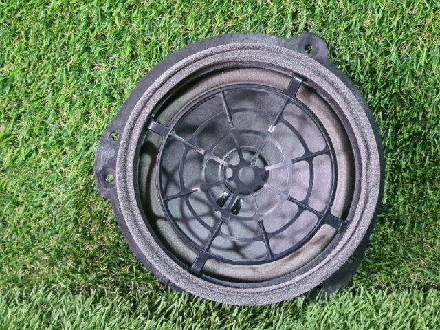 Динамик задний 8W5035411 VAG