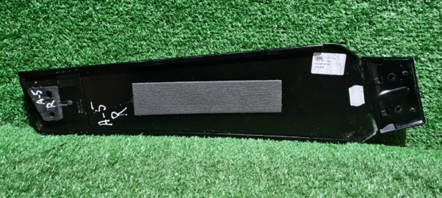 VAG 8W8853290T94 Накладка стойки кузова внешняя центральная правая в наличии Хмельницкий