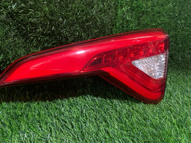 92404C2100 HYUNDAI Фонарь задний правый внутренний купить в Чернигов