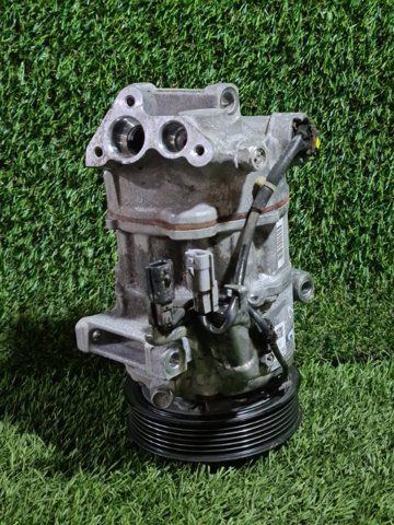 Компрессор системы кондиционирования 926006RA0A NISSAN