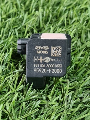 Датчик Айрбег передний 95920F2000 HYUNDAI