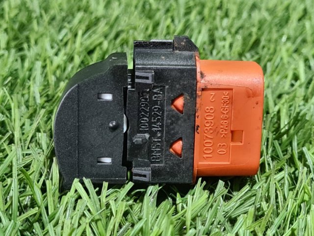 BM5T14529BA Кнопка стеклоподъемника передняя купить Павлоград