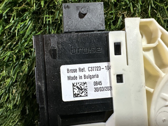 C37723104 CHRYSLER купить в Чернигов