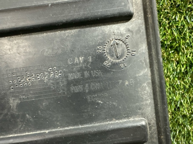 FORD CV6111787AB Защита днища задняя левая в наличии Львов