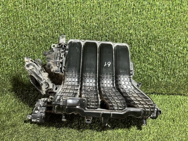 Впускной коллектор MQ718573 MITSUBISHI