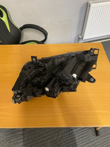 5LB941016A Правая фара купить Хмельницкий