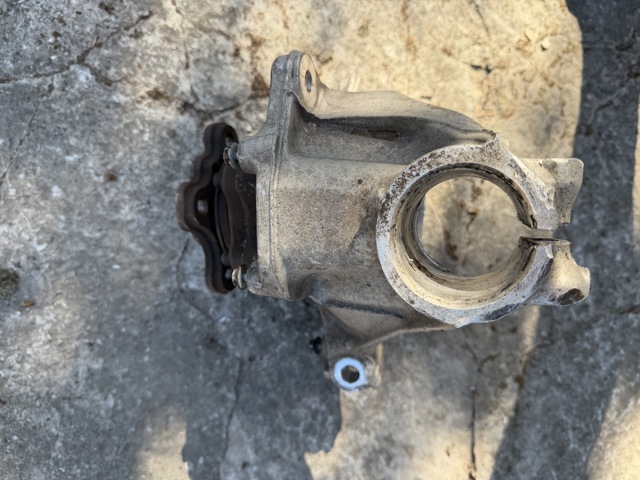 31216882596 BMW Цапфа (поворотный кулак) передний правый купить в Каменское