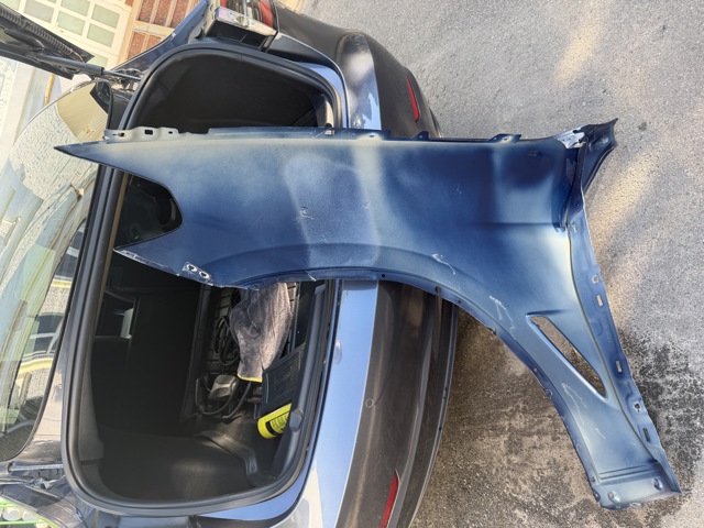 41007930972 BMW Крыло переднее правое купить в Павлоград