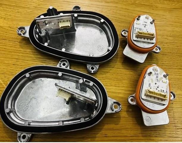 ЭБУ управления адаптивного освещения правой фары 63119477822 BMW