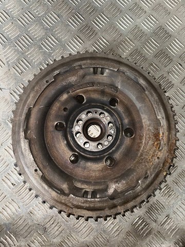 あんみつ様① 12310AW400 Nissan/Infiniti Маховик двигателя