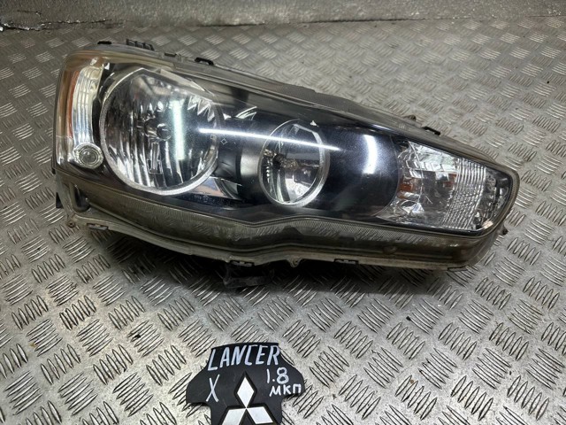 Фара основная правая 8301B260 MITSUBISHI