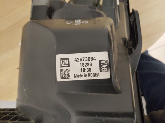 GM 42673064 Фара левая в наличии Черновцы