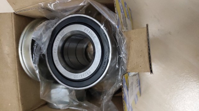 432105357R Подшипник задней ступицы купить Чернигов