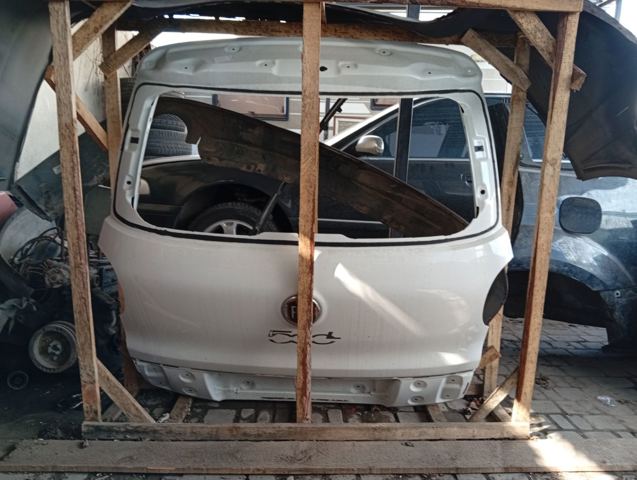 Дверь задняя багажная 51883032 FIAT