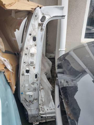 RENAULT 7751478339 Боковина кузова левая в наличии Одесса