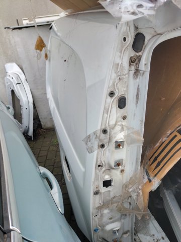 RENAULT 7751478339 Боковина кузова левая в наличии Ровно