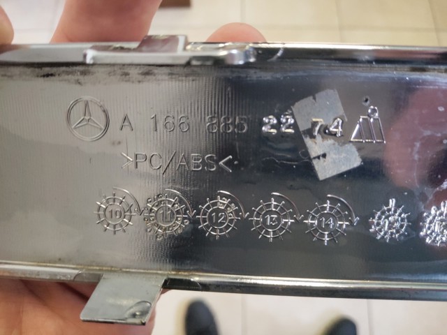 A1668852274 MERCEDES Молдинг бампера заднего купить в Винница