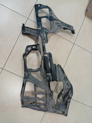 Кронштейн крепления бампера переднего левый A2118800503 MERCEDES