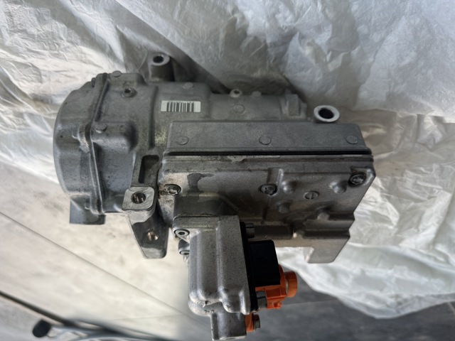 926005749R Компрессор кондиционера купить Кривой Рог