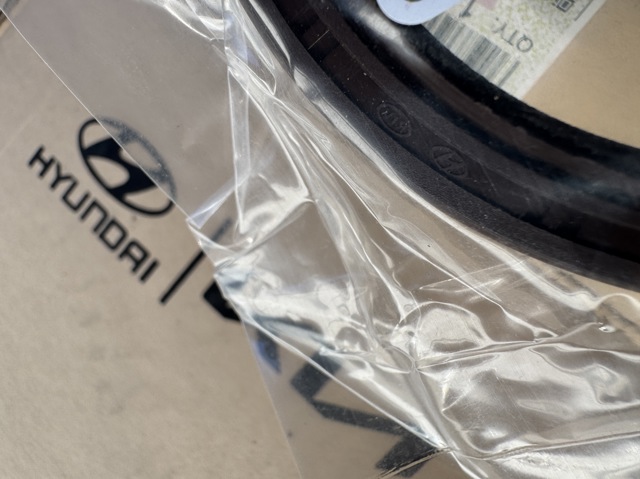 Сальник коленвала коренной 2144338010 HYUNDAI