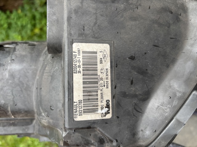 RENAULT 7701063264 Фара правая в наличии Полтава