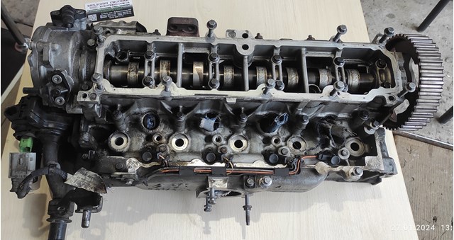 Головка двигателя 0200HS PEUGEOT