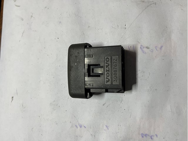 30887672 VOLVO купить в Киев