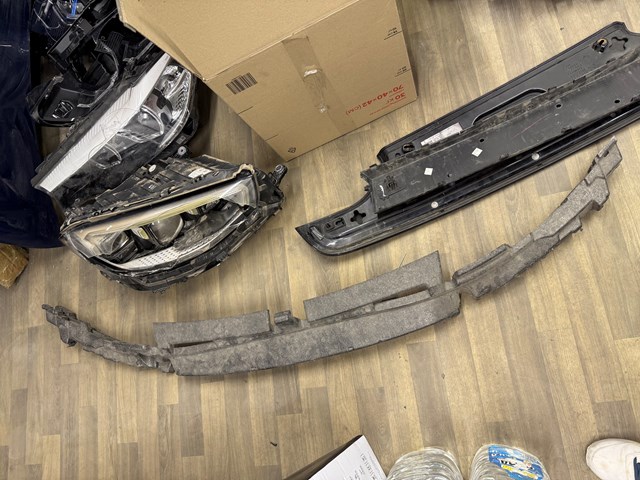 BMW 51117358793 Абсорбер (наполнитель) бампера переднего в наличии Черновцы