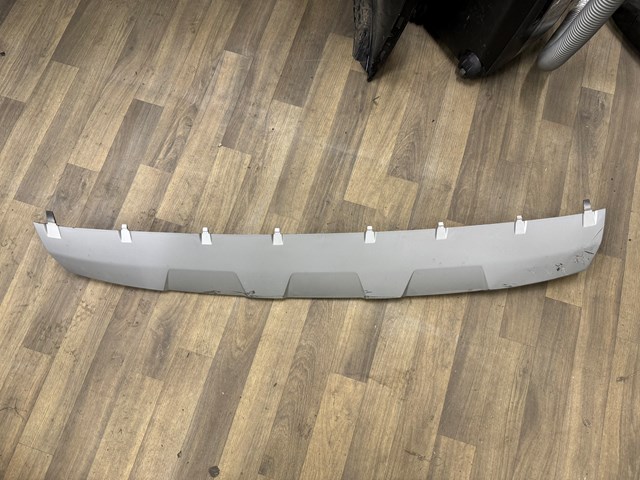 Накладка бампера переднего, центральная 51117425974 BMW