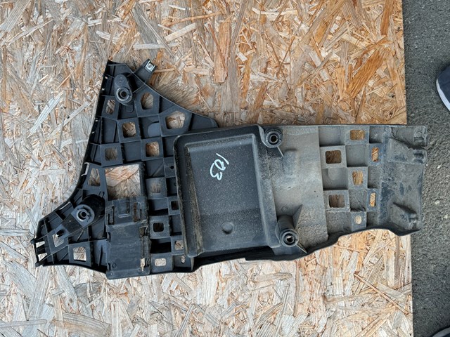 51128069247 BMW Кронштейн бампера заднего внешний левый купить в Николаев