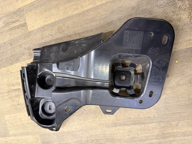 Левый кронштейн крепления бампера заднего 51129464131 BMW