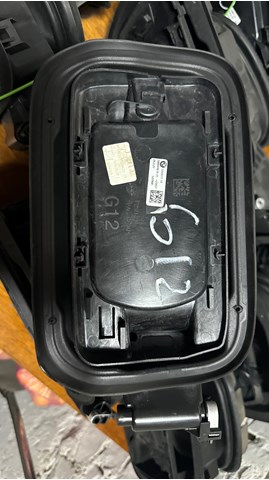 Заливная горловина бензобака 51177358677 BMW